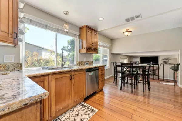 8011 Garry Oak DR, Citrus Heights, CA 95610