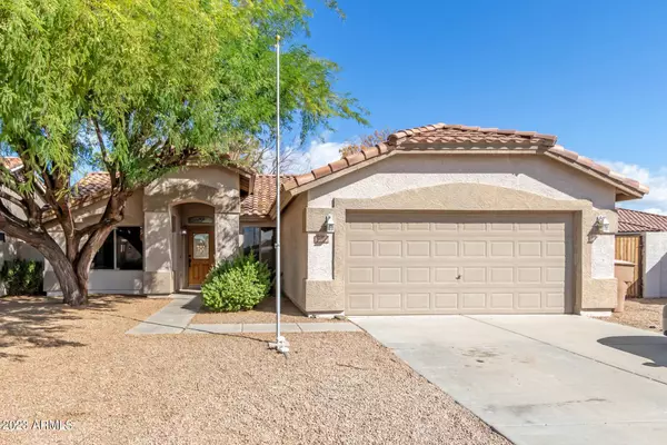 10842 W SANDS Drive, Sun City, AZ 85373