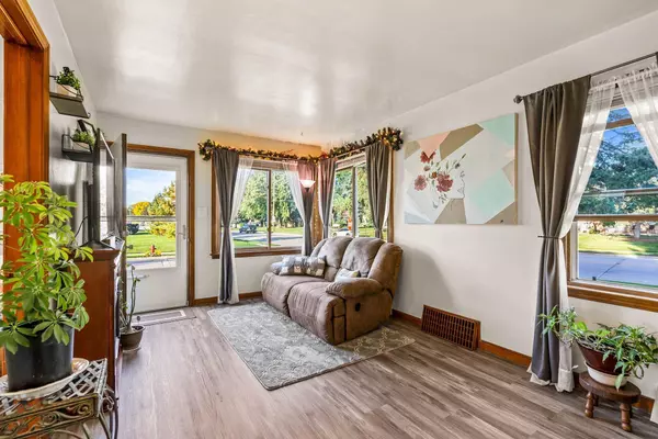 2943 E Whittaker Ave, Saint Francis, WI 53235