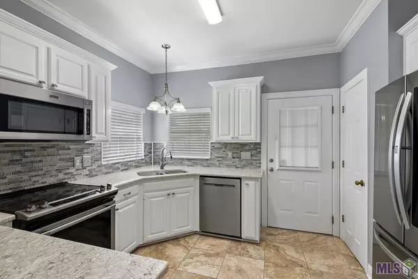 17551 BECKFIELD AVE, Baton Rouge, LA 70817