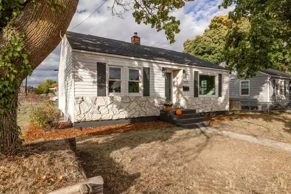 303 E Liberty Ave, Spokane, WA 99207