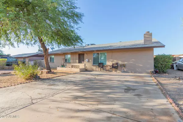 8038 E JACOB Avenue, Mesa, AZ 85209