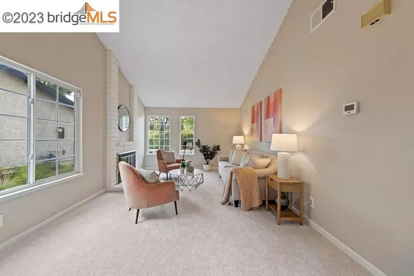 261 Riverwood Cir, Martinez, CA 94553