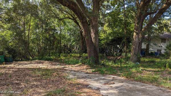 15813 Big Ridge Road, Biloxi, MS 39532