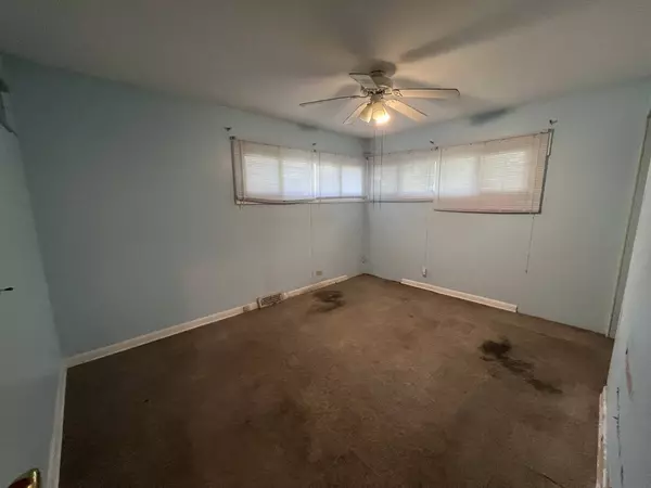 2910 Sussex Avenue, Markham, IL 60428