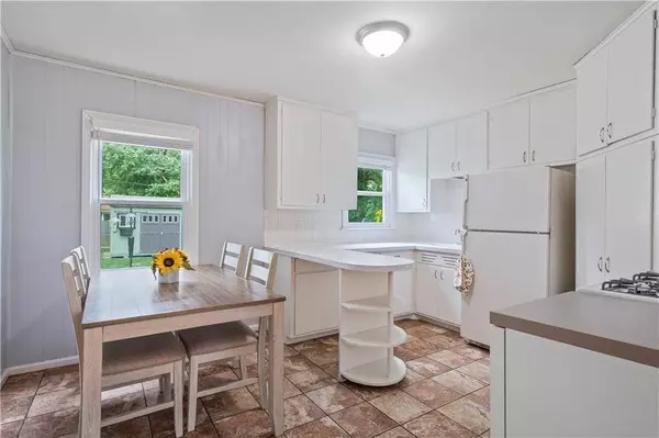 11210 W 70th ST, Shawnee, KS 66203