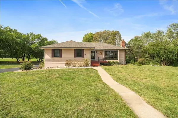 7756 W 194th ST, Stilwell, KS 66085