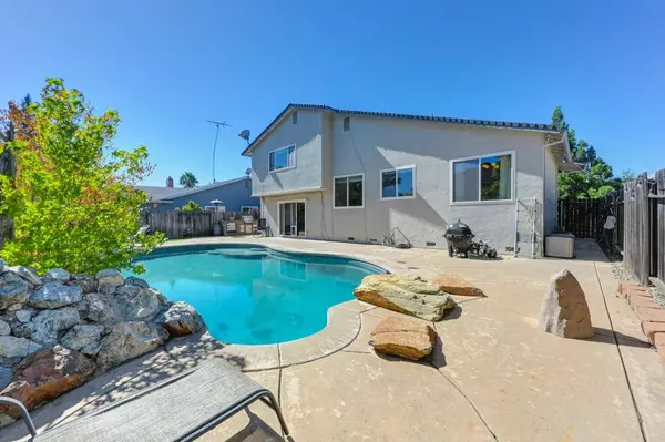 8011 Garry Oak DR, Citrus Heights, CA 95610