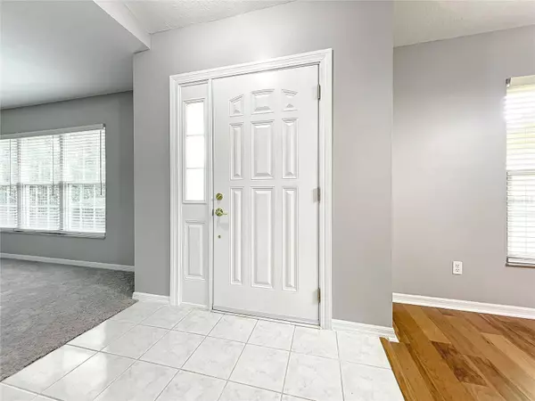 8772 GRANADA BLVD, Orlando, FL 32836