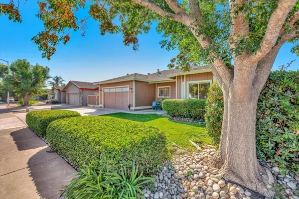 1141 Jan AVE, Hollister, CA 95023