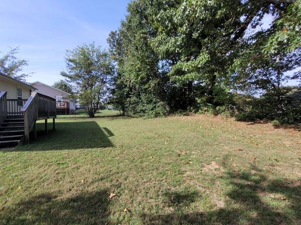1028 Bush Ave, Oak Grove, KY 42262