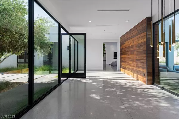 6920 Stargazer Ridge Court, Las Vegas, NV 89118