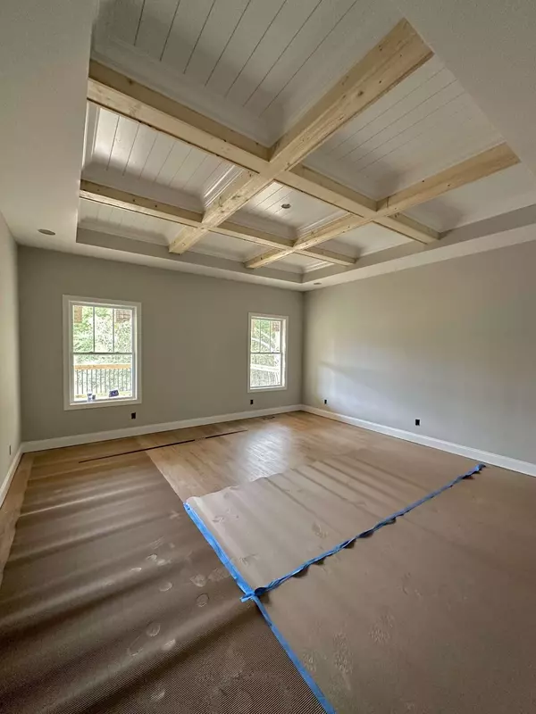 9 Oldfield Ln, Brush Creek, TN 38547