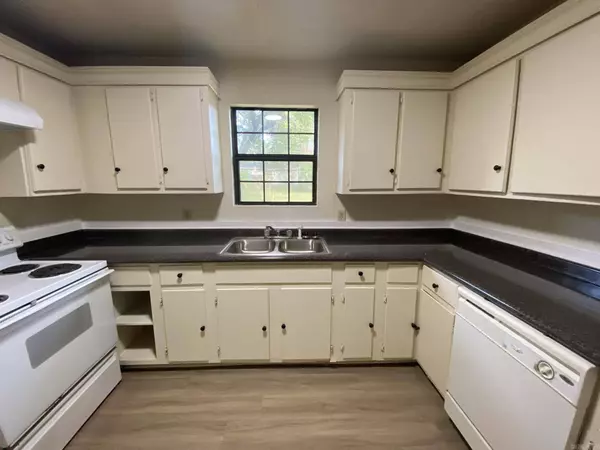 805 Nancy Street, White Hall, AR 71602