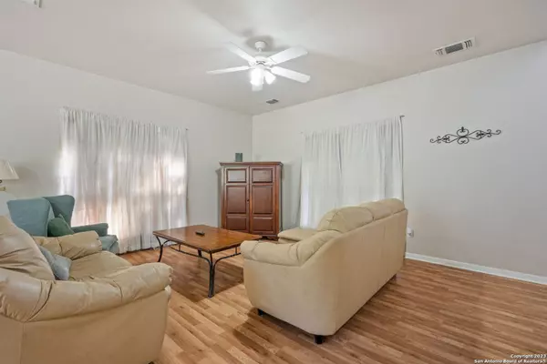 25180 TOUTANT BEAUREGARD RD, Boerne, TX 78006