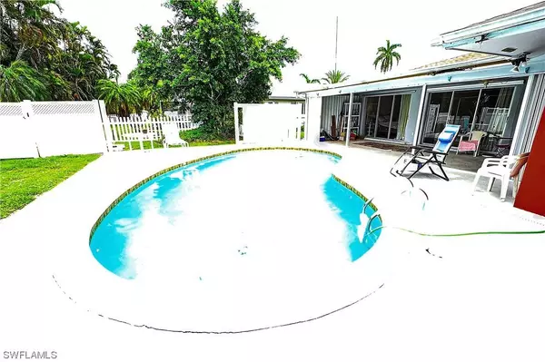 3726 SE 6th AVE, Cape Coral, FL 33904