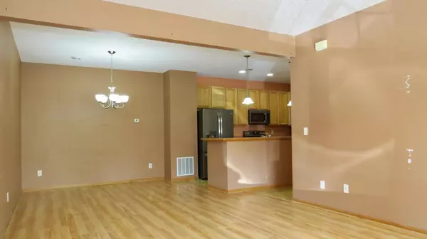 5072 Scarlet LN SE, Rochester, MN 55904