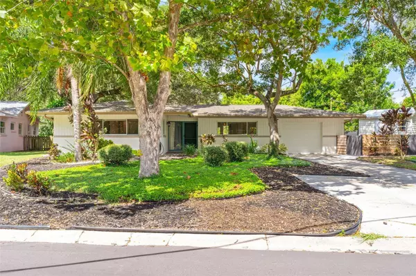 1312 S HILLCREST AVE, Clearwater, FL 33756