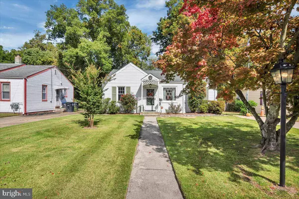 137 LAKE BLVD, Lindenwold, NJ 08021