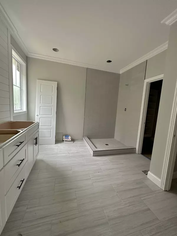 9 Oldfield Ln, Brush Creek, TN 38547