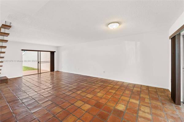 6925 Holly Rd #6925, Miami Lakes, FL 33014