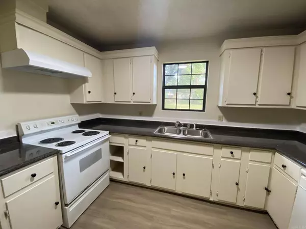 805 Nancy Street, White Hall, AR 71602