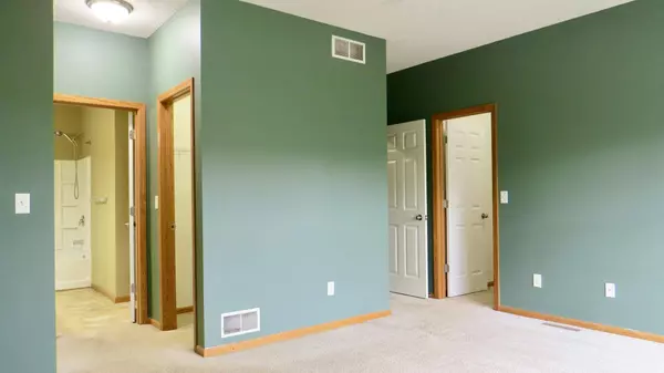 5072 Scarlet LN SE, Rochester, MN 55904