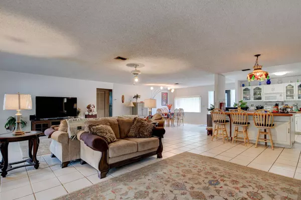 10231 GLACIER CT, Orlando, FL 32821