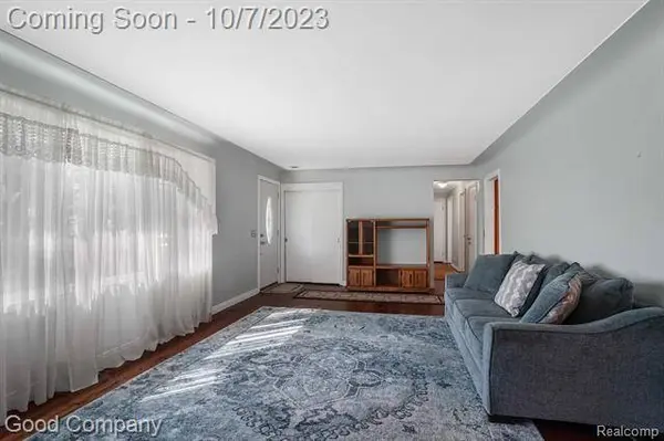 48240 ORIOLE Street, Shelby Twp, MI 48317