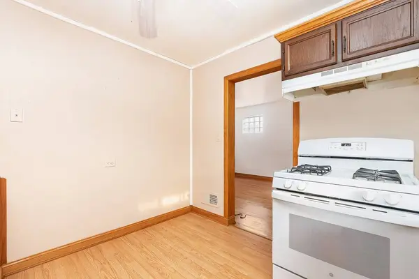 2218 Park AVE, North Riverside, IL 60546