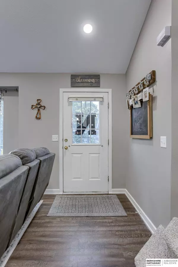 2905 N 152 Avenue, Omaha, NE 68116