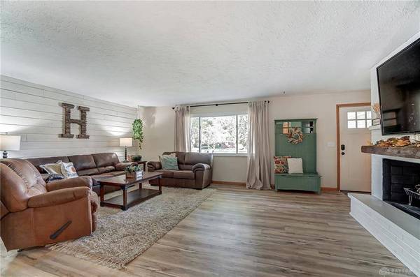 2834 Cumberland Drive, Springfield, OH 45506