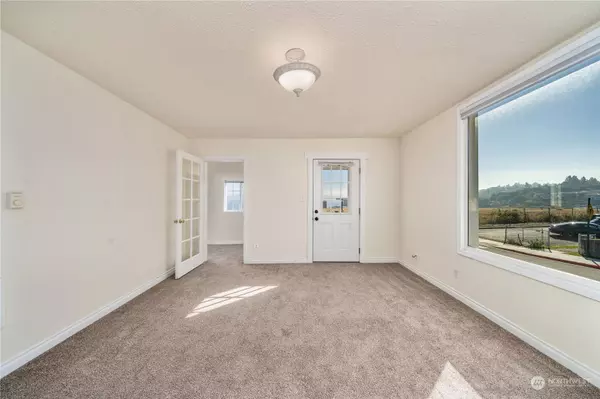 5302 N Bennett ST, Ruston, WA 98407