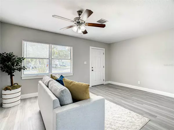 10763 109TH LN, Seminole, FL 33778