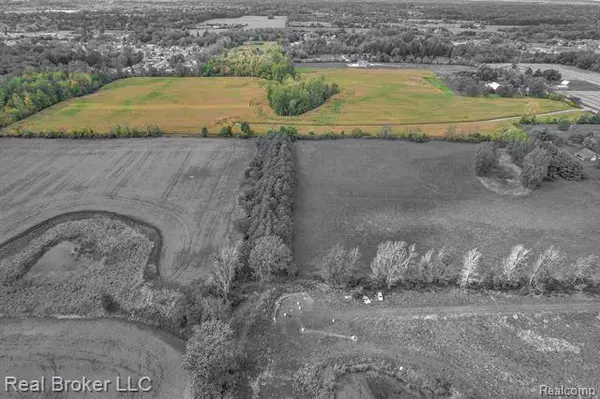 10246 E POTTER Road, Davison Twp, MI 48423