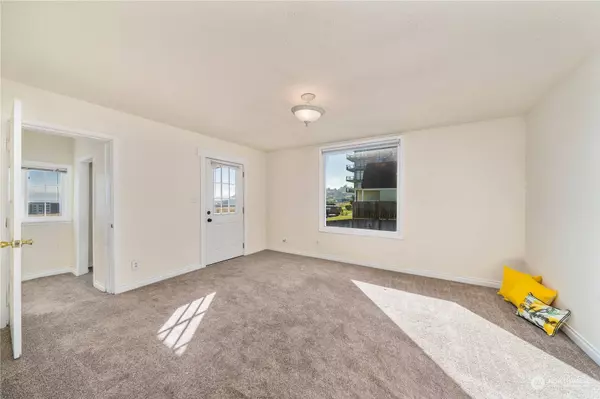 5302 N Bennett ST, Ruston, WA 98407