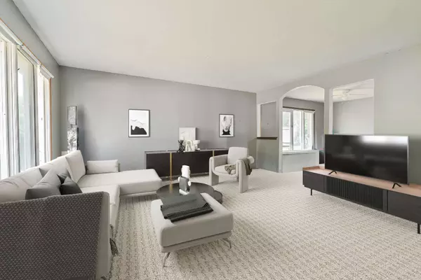 25703 S McCorkle Avenue, Monee, IL 60449