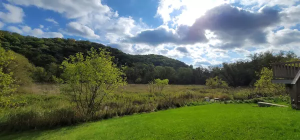 6719 Booth Hollow Road, Avoca, WI 53506