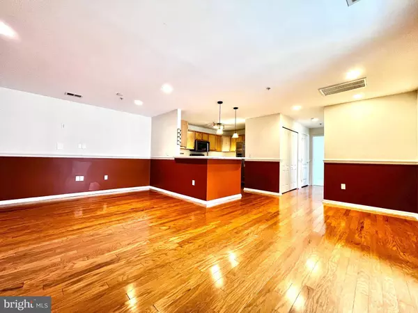 141 LIONHEART LN, West Deptford, NJ 08086