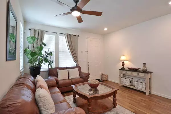 545 San Joaquin CT, Hollister, CA 95023