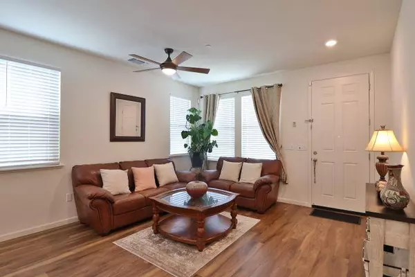 545 San Joaquin CT, Hollister, CA 95023