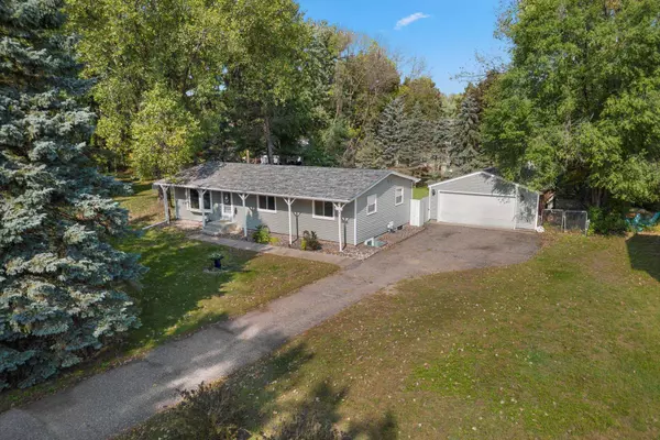 16208 1st ST N, Lakeland, MN 55043