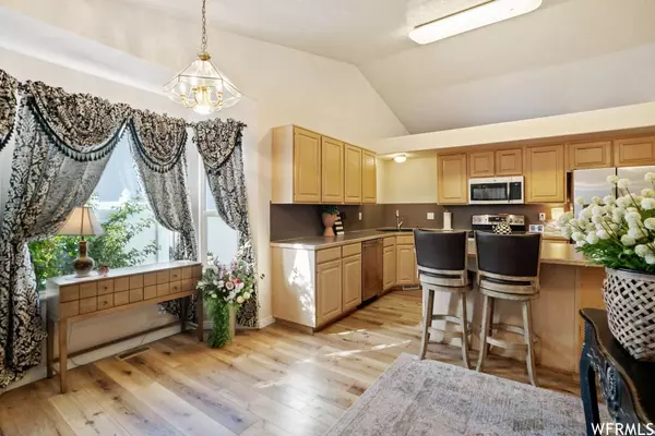 1908 N 660 W, Clinton, UT 84015