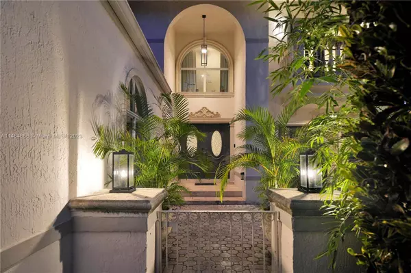 130 N Cadima Ave, Coral Gables, FL 33134