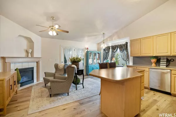 1908 N 660 W, Clinton, UT 84015