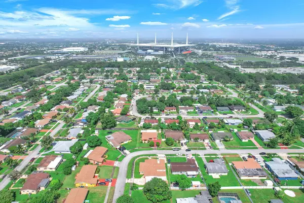 2250 NW 192nd TER, Miami Gardens, FL 33056