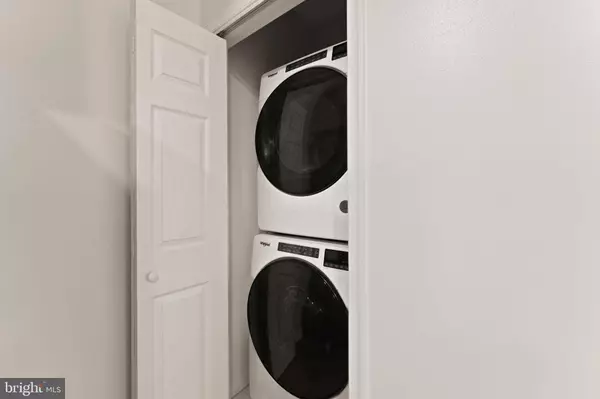 12001 TALIESIN PL #22, Reston, VA 20190