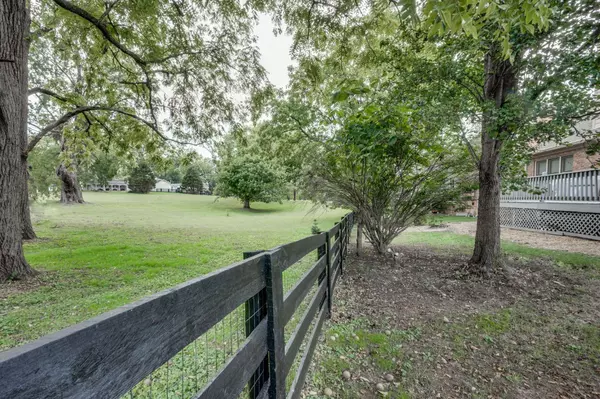 1705 Fieldcrest Cir, Franklin, TN 37064