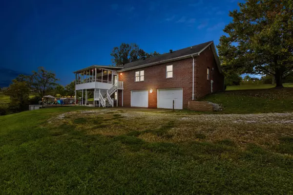 5600 Ecton RD, Winchester, KY 40391