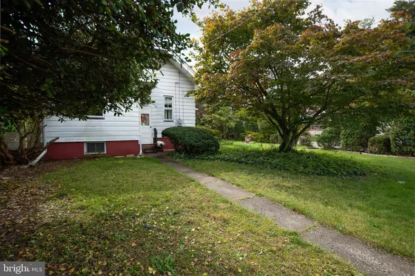 1070 EAST PARK AVENUE, Vineland, NJ 08360